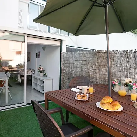 Cozy T.m. Flat In The Heart Of Apartment *