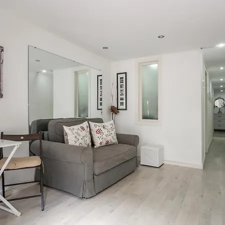 Cozy T.m. Flat In The Heart Of Lisbon